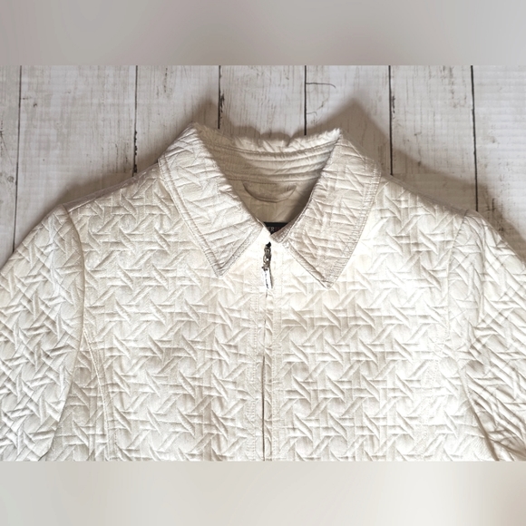 RARE Vintage 80's Weather Tamer Cream/Ivory Collar Zip up Quilted Jacket Belted - Picture 11 of 16